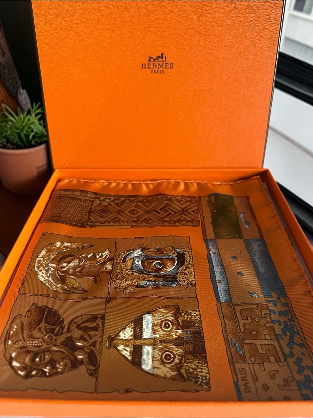 🧡 Authentic Hermès Persona Gavroche 45 Silk Scarf Pocket Square w/ Box